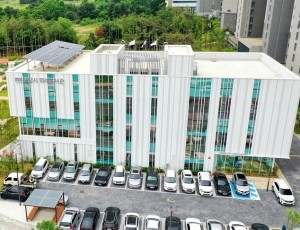 (사진)하남 위례도서관  경기도 공모 3관왕… ‘책과 예술의 콜라보’ 펼친다.jpg
