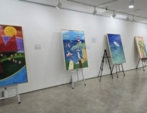 (0803)[장애인복지과]남양주시 드림즈 장애인보호작업장, 발달장애인 작가 작품 전시회 성료(사진).jpg