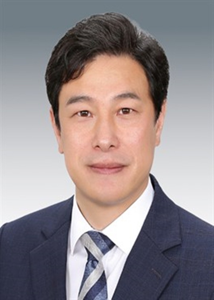 강성삼 의원 사진(증명사진).jpg