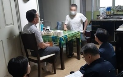 (0908)[화도읍 복지지원과]남양주시 화도읍, 화도교회 후원으로 취약가구 20가구에 추석맞이 지원(사진).jpg width: 100%; height : 150px