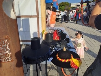 20261017_전통복식체험부스.jpg