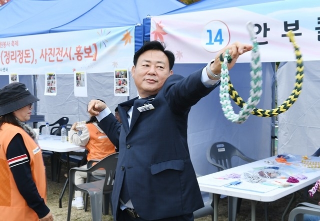 1024 (사)구리시자원봉사센터, ‘2026년 재능기부 자원봉사 축제’ 성황리 개최2.JPG