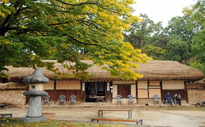  width: 100%; height : 150px