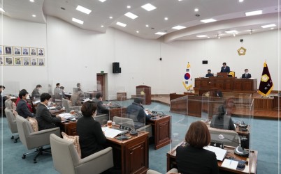  width: 100%; height : 150px