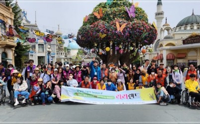  width: 100%; height : 150px